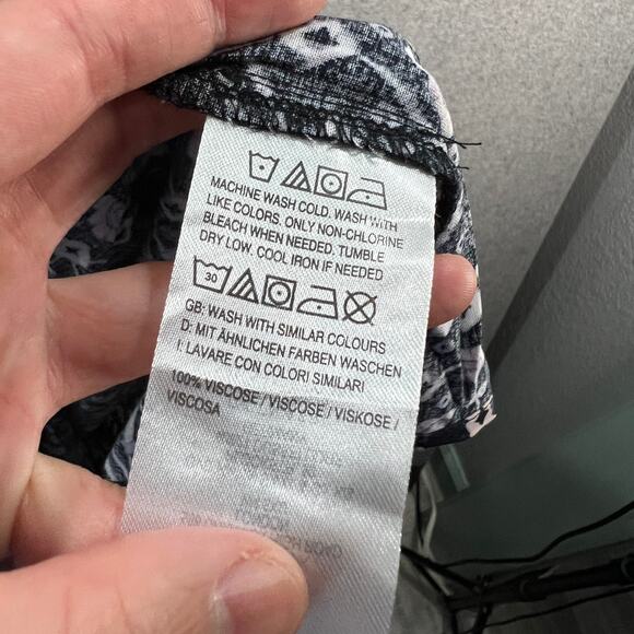 Destination 365 Printed Short-Sleeve Midi Dress with Smo Black Abstract XLP - Picture 12 of 15